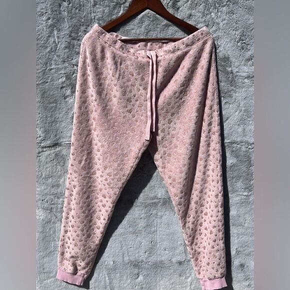 Secret Treasures Sleepwear Soft PJ’s w/ hearts Size Large 12-14 - Picture 1 of 4